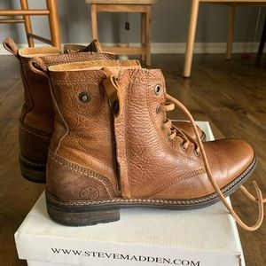 Steve Madden mens size 7.0 tan boots